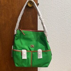 NWT Dooney & Bourke Kelly Green Shoulder Bag